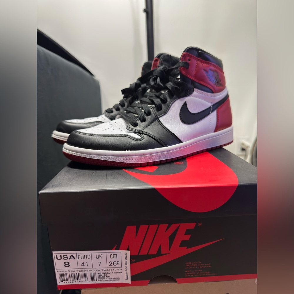 2016 Nike Air Jordan 1 High Black Toe, 8M, Used